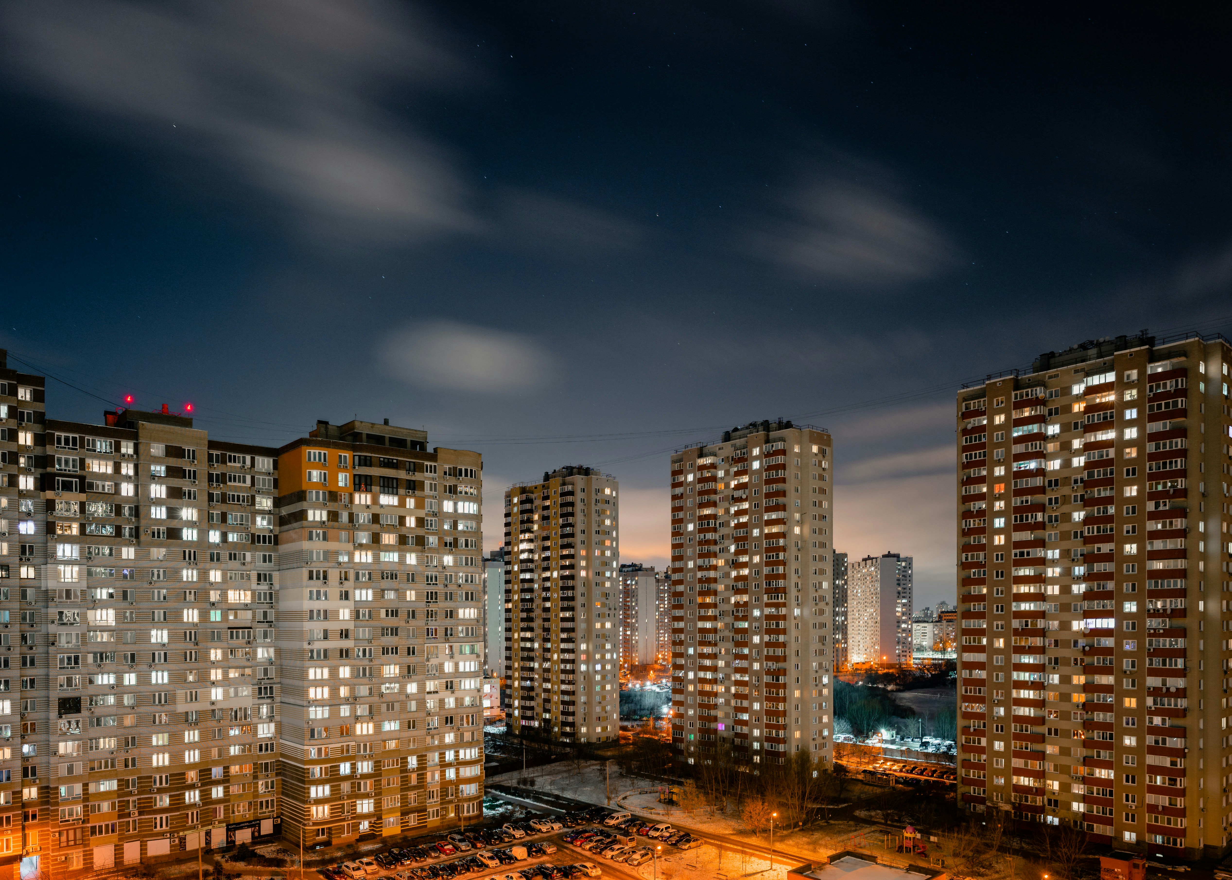 Edificios de departamentos en altura